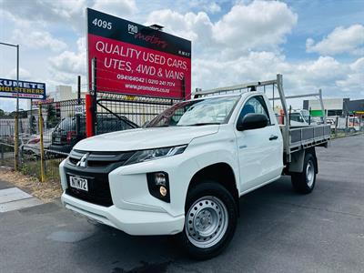 2021 Mitsubishi Triton - Thumbnail