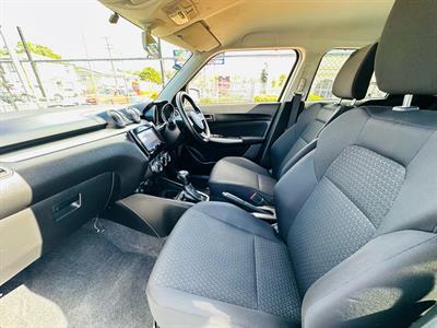 2017 Suzuki Swift - Thumbnail